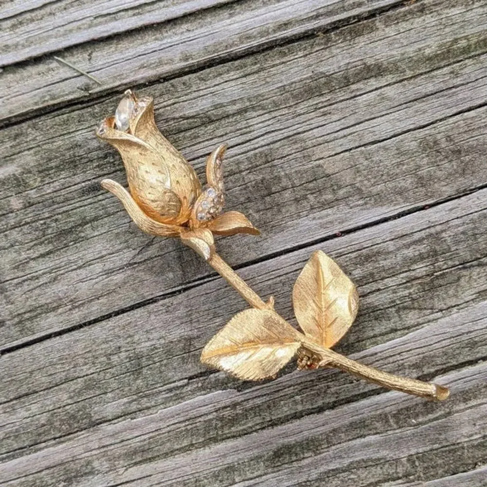 Golden Rose rhinestone accent brooch